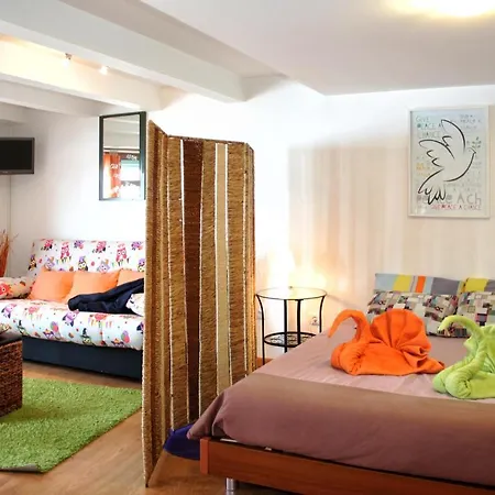 公寓 Amazing River Views - Charming Studio 加亚新城