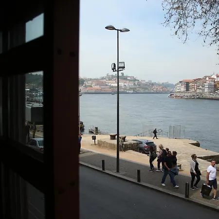 Amazing River Views - Charming Studio Vila Nova de Gaia