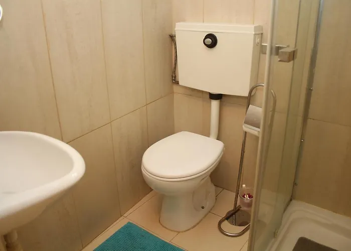 Amazing River Views - Charming Studio *